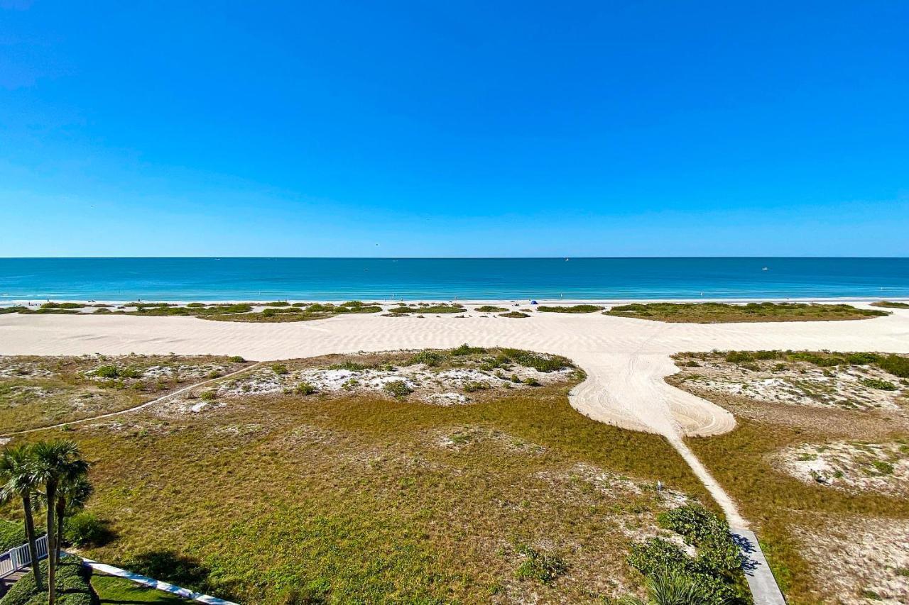 Lighthouse Towers 704 Apartment Clearwater Beach Bagian luar foto