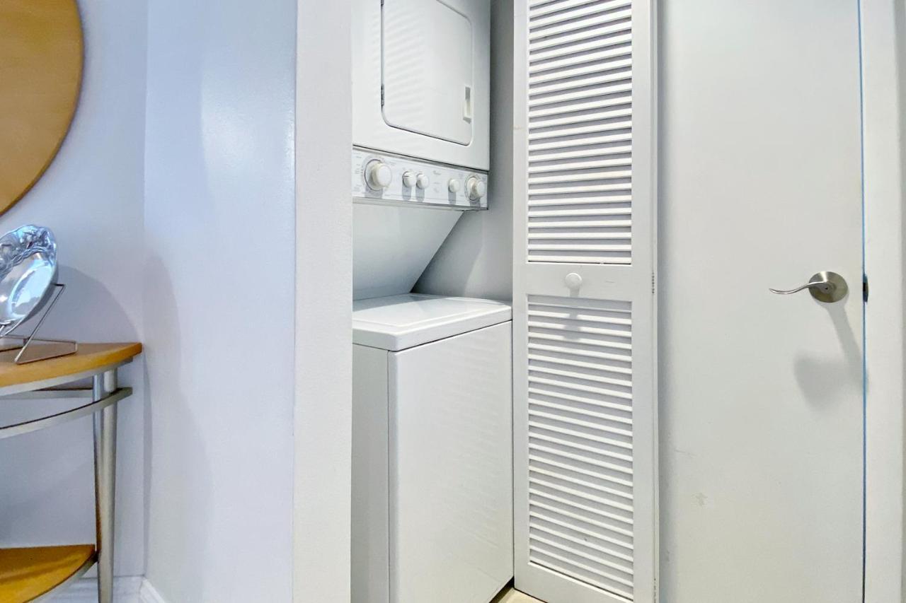 Lighthouse Towers 704 Apartment Clearwater Beach Bagian luar foto