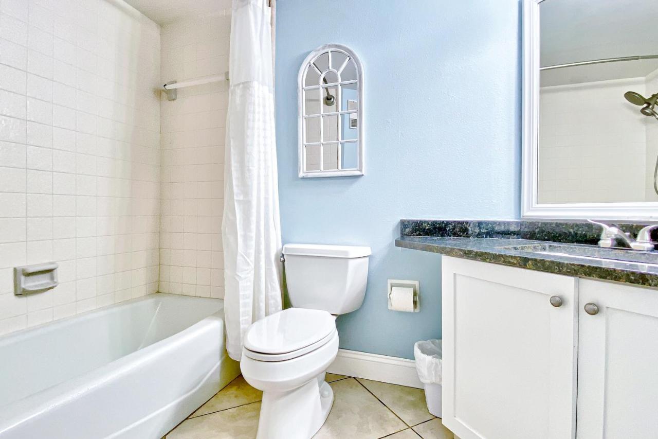 Lighthouse Towers 704 Apartment Clearwater Beach Bagian luar foto