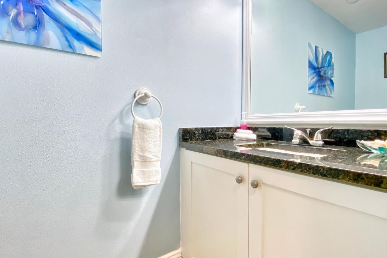 Lighthouse Towers 704 Apartment Clearwater Beach Bagian luar foto