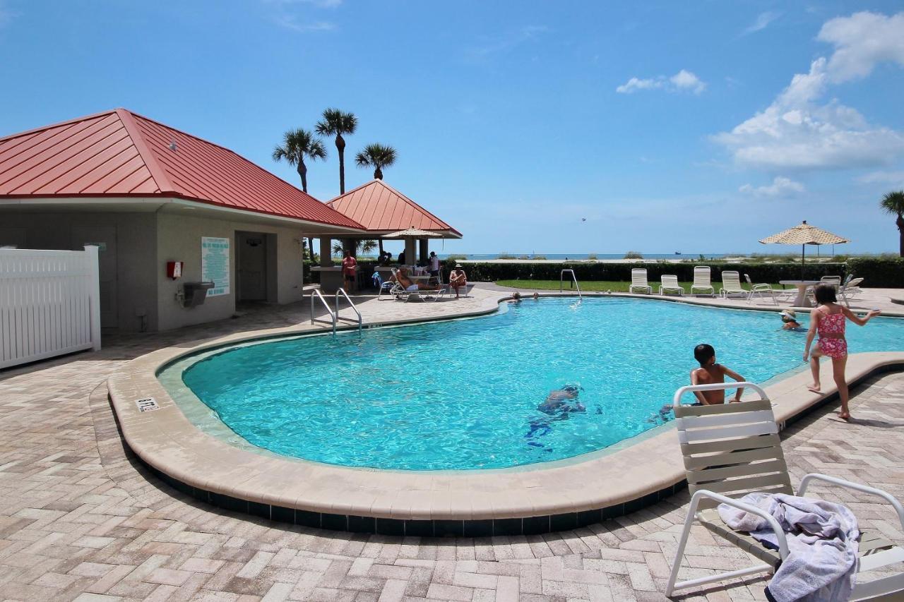 Lighthouse Towers 704 Apartment Clearwater Beach Bagian luar foto